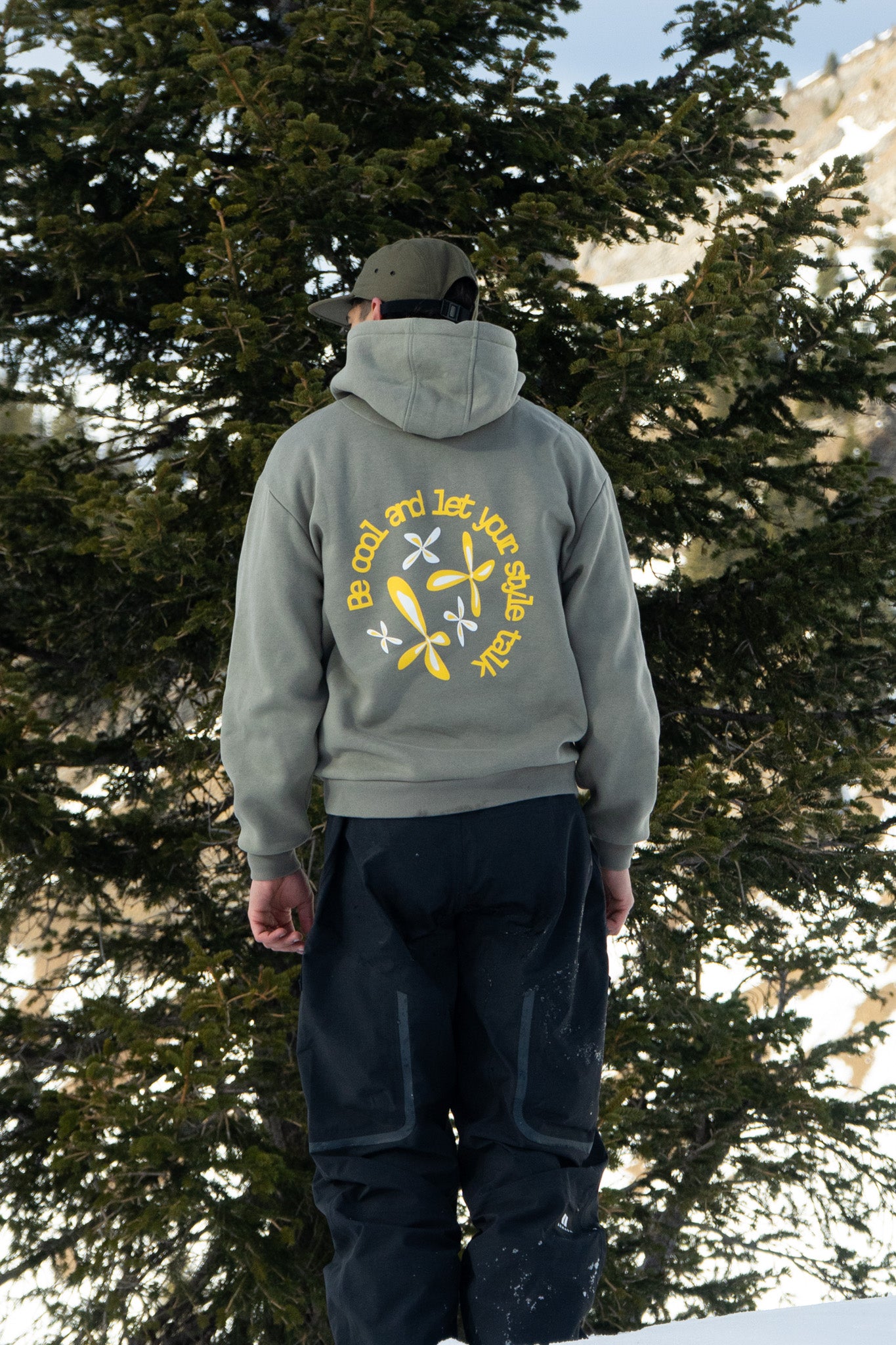 Hoodie Unisex Olive - Be Cool and Let Your Style Talk